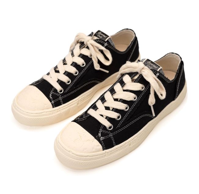 Maison MIHARA YASUHIRO PAST Sole 6 - Hole Canvas Low-top Sneaker 'Black' S09FW205-BLK sold by KicksCrew product image thumbnail 2