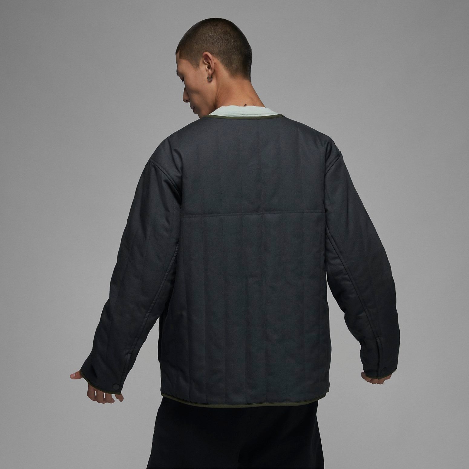 Air Jordan Flight Heritage Reversible Jacket 'Navy Green' DX4350-045 sold by KicksCrew product image thumbnail 5