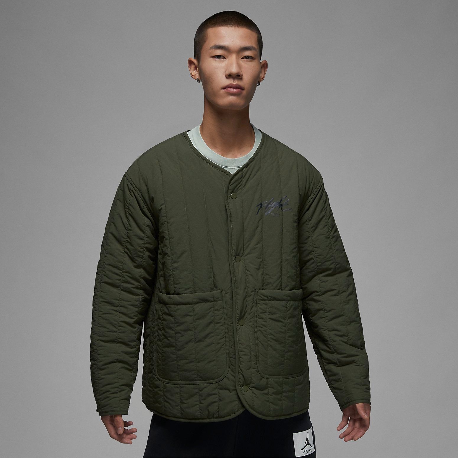 Air Jordan Flight Heritage Reversible Jacket 'Navy Green' DX4350-045 sold by KicksCrew product image thumbnail 4