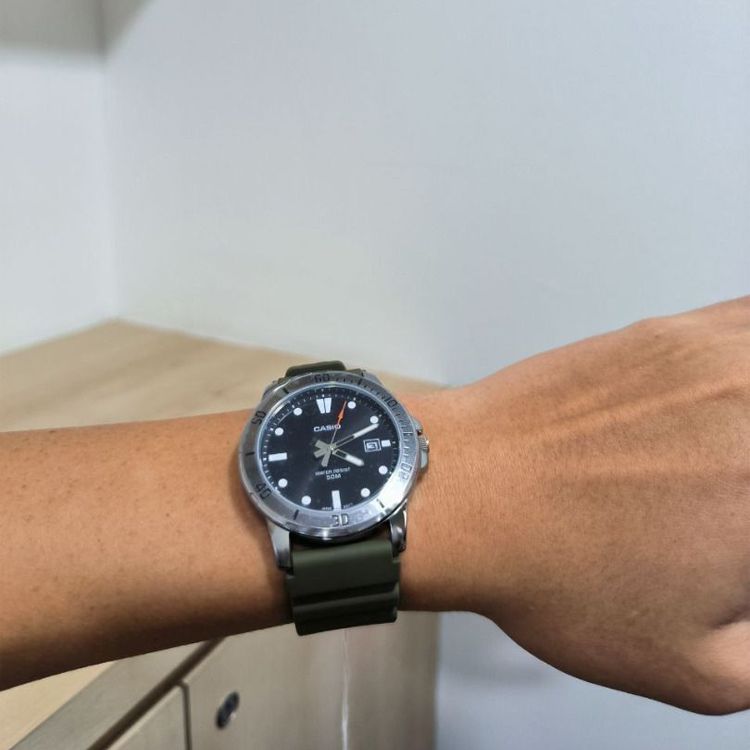 CASIO Analog 'Olive Green' MTP-VD01-3EV sold by KicksCrew product image thumbnail 5