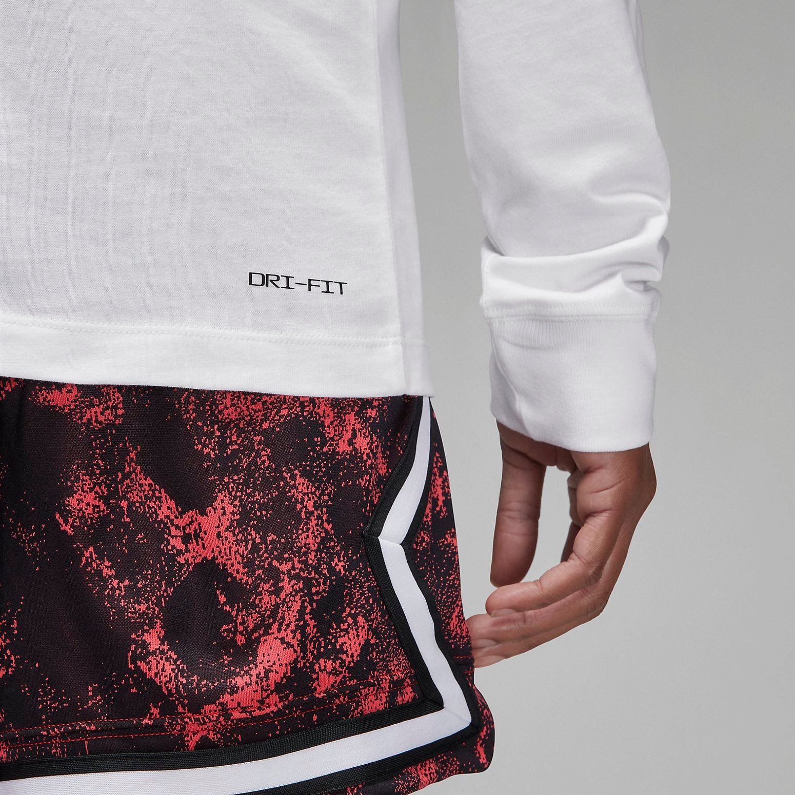 Air Jordan Long Sleeve Sport Graphic T-Shirt 'White Black' DV8446-100 sold by KicksCrew product image thumbnail 4