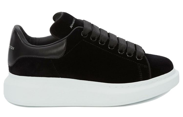 (WMNS) Alexander McQueen Oversized Sneaker 'Smooth Black' 553775W4FKT1000 sold by KicksCrew product image thumbnail 2