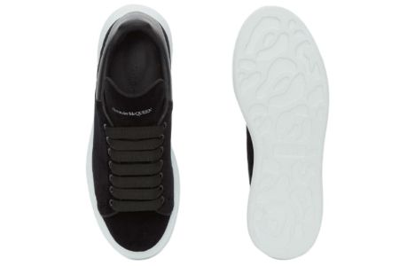 (WMNS) Alexander McQueen Oversized Sneaker 'Smooth Black' 553775W4FKT1000 sold by KicksCrew