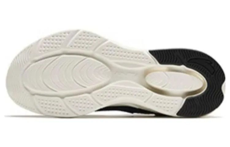 (WMNS) ANTA Running Shoes 'Black White' 922345575-4 sold by KicksCrew product image thumbnail 3