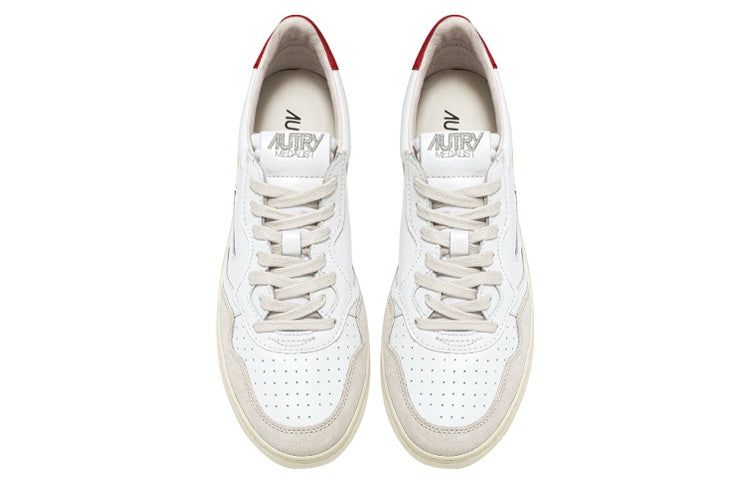 (WMNS) Autry Medalist Low 'White Red Suede' AULW-LS43 sold by KicksCrew product image thumbnail 3