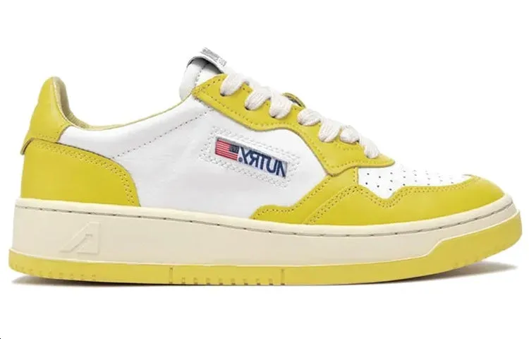 (WMNS) AUTRY Medalist Low Top Bicolor 'White Yellow' AULW-WB23 sold by KicksCrew product image thumbnail 2