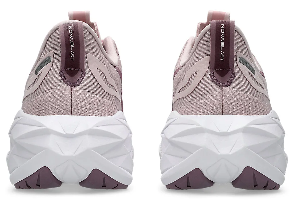 (WMNS) ASICS Novablast 4 LE 'Watershed Rose' 1012B688-700 sold by KicksCrew product image thumbnail 5