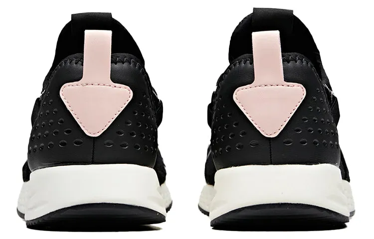 (WMNS) ANTA Running Series Sneakers 'Black Pink White' 12928812-2 sold by KicksCrew product image thumbnail 4