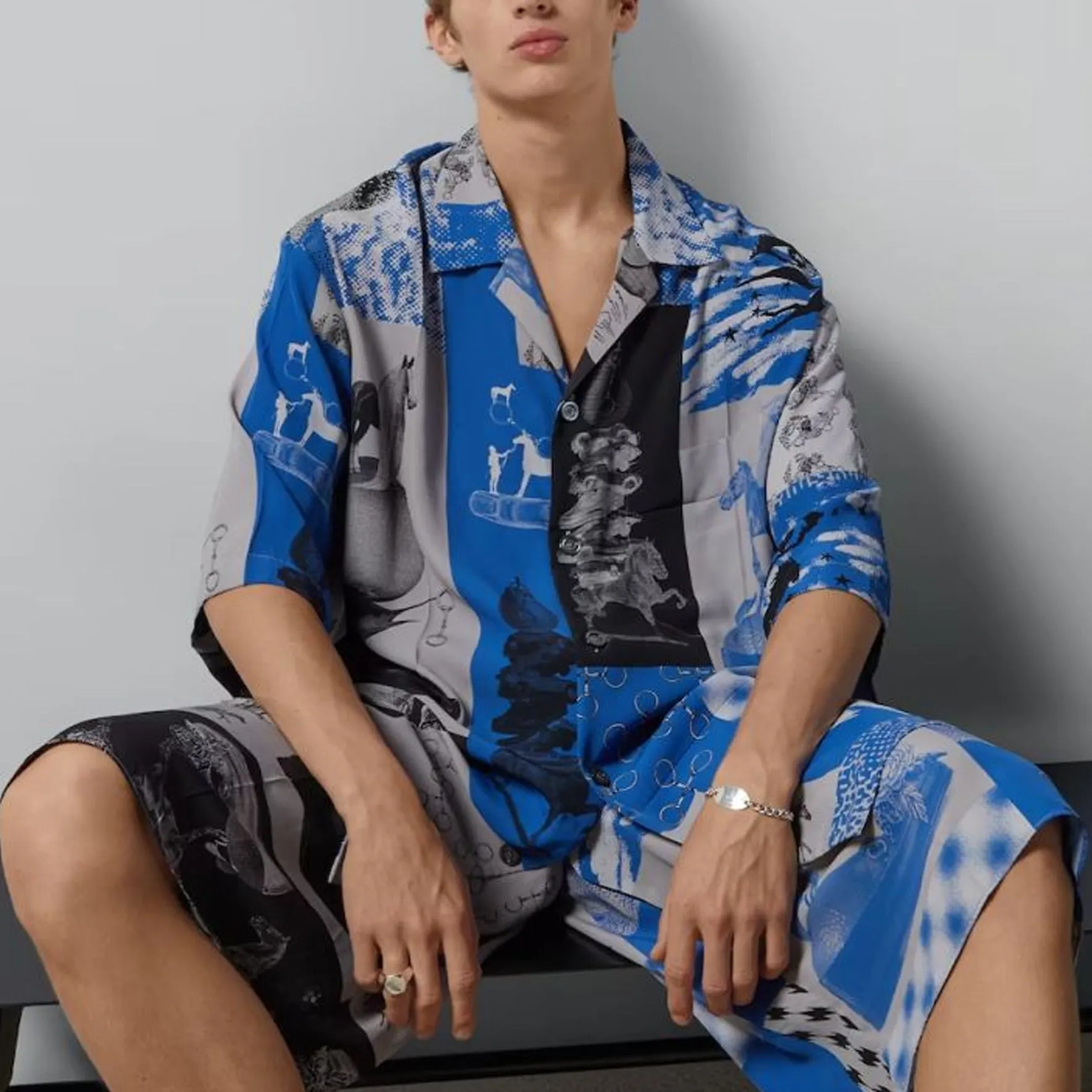 Gucci Graphic Print Viscose Shirt 'Multicolor' 782625-ZAQC7-4049 sold by KicksCrew product image thumbnail 2