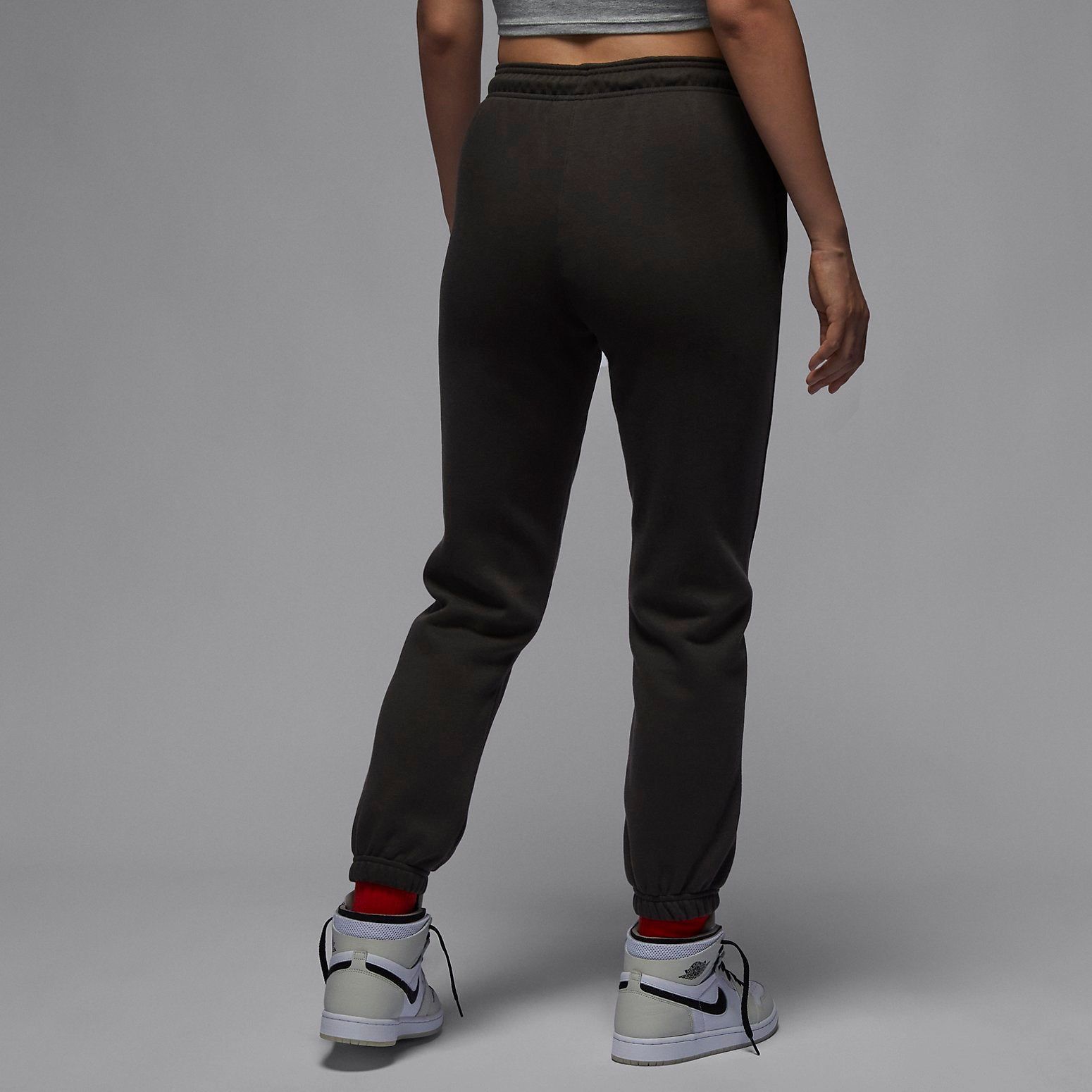 Air Jordan Brooklyn Fleece Pants 'Black' FN4495-220 sold by KicksCrew product image thumbnail 5