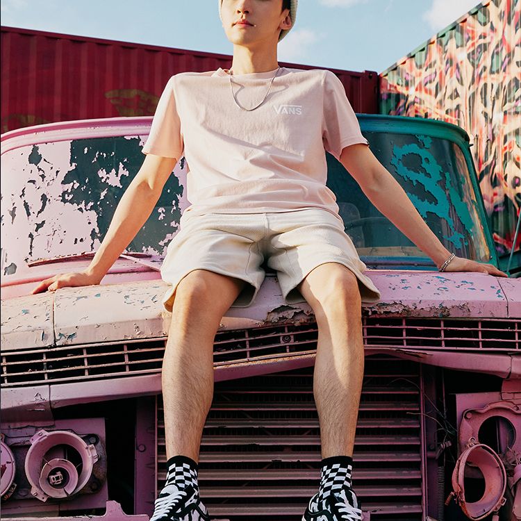 Vans Logo Casual T-Shirt 'Pink White' VN00090AYRR sold by KicksCrew product image thumbnail 3