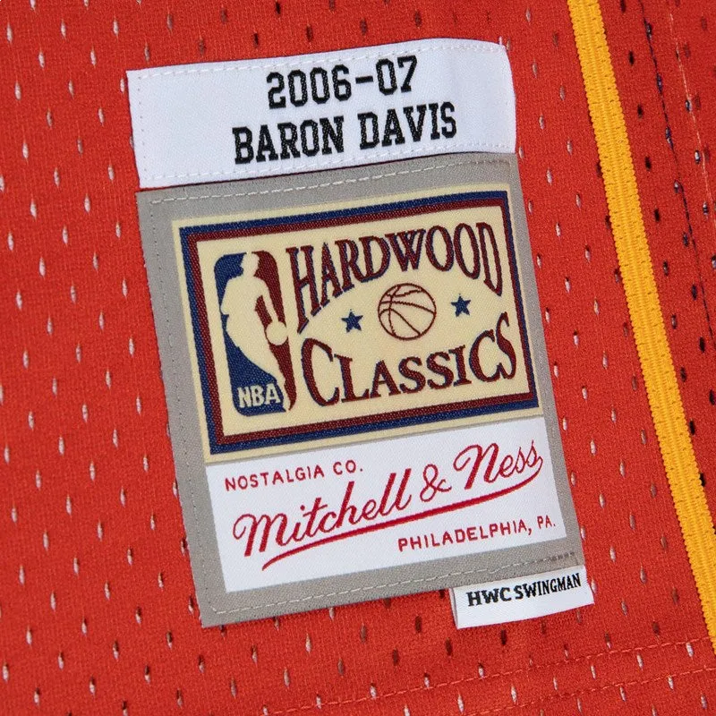 Mitchell & Ness x NBA Golden State Warriors 2006-07 Swingman Jersey 'Baron Davis 5' SMJY4392-GSW06BDVNYOR sold by KicksCrew product image thumbnail 3