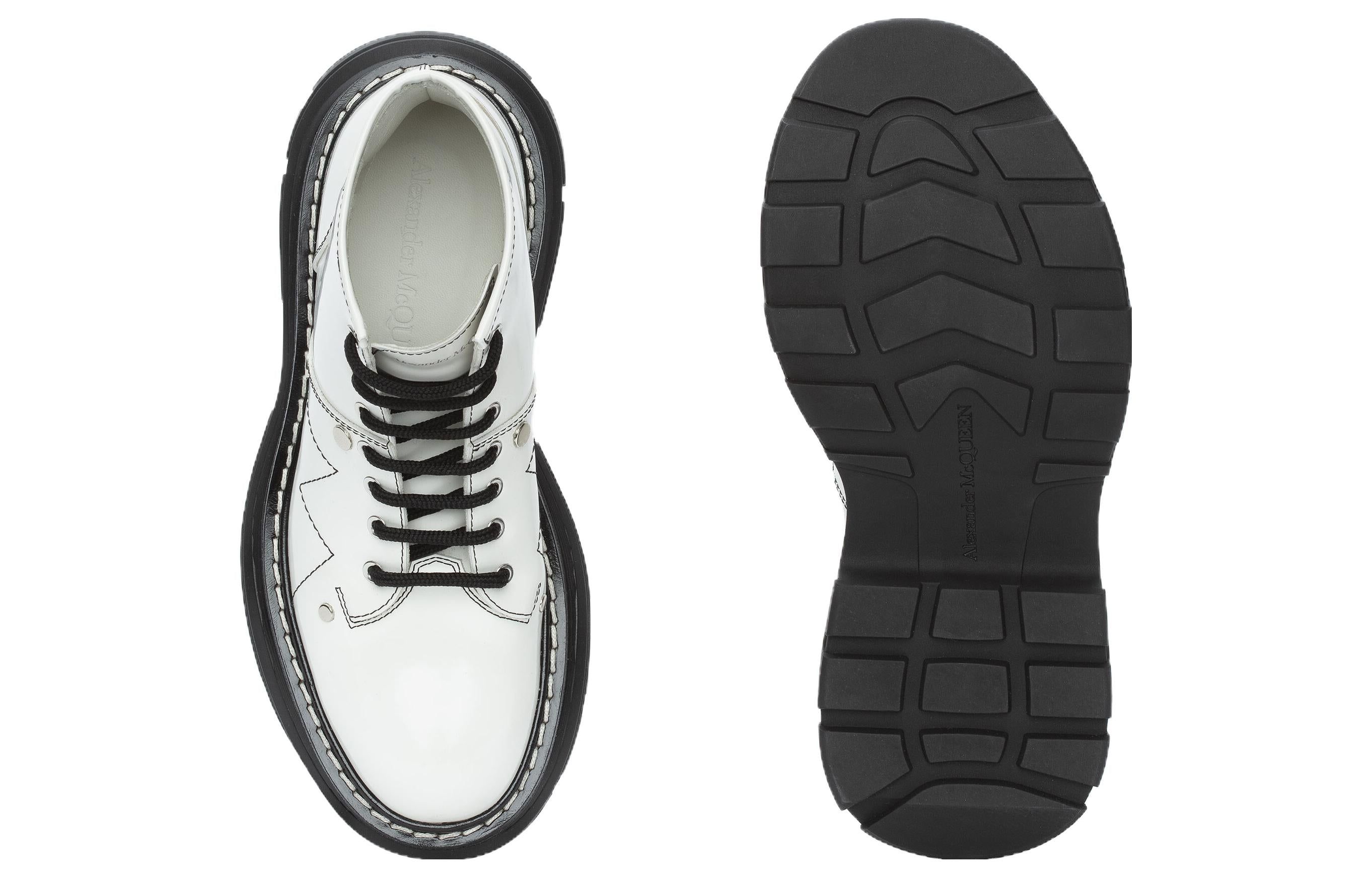 (WMNS) Alexander McQueen Tread Slick Boot 'Ivory Black' 595469WHQSG9089 sold by KicksCrew product image thumbnail 4