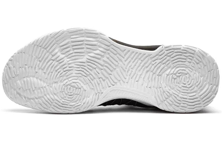 ANTA Light Cavalry 3 Low 'Black White' 11821166-2 sold by KicksCrew product image thumbnail 5