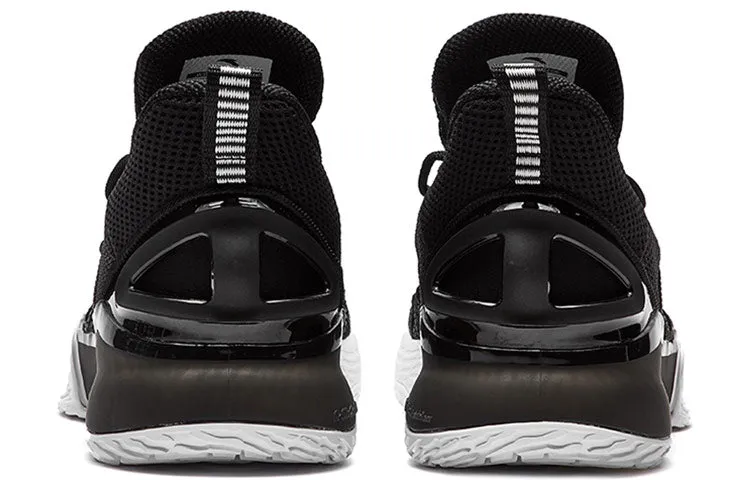 ANTA Light Cavalry 3 Low 'Black White' 11821166-2 sold by KicksCrew product image thumbnail 4