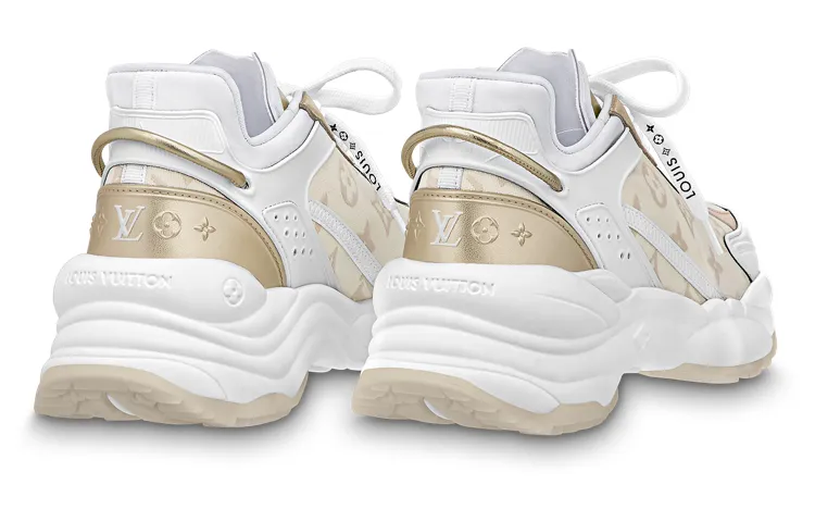 (WMNS) LOUIS VUITTON Run 55 Sneakers 'Beige Monogram White' 1ABHR3 sold by KicksCrew product image thumbnail 4