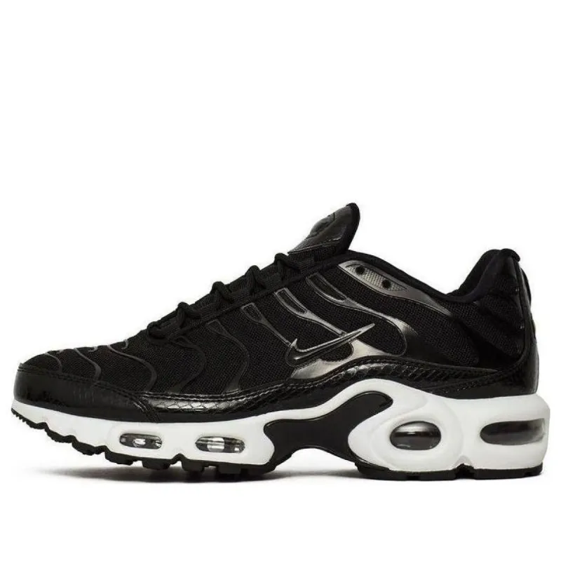 (WMNS) Nike Air Max Plus SE 'Black White' 862201004 sold by KicksCrew