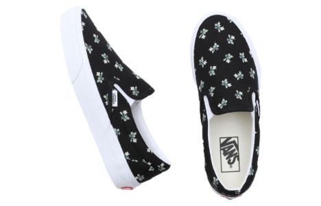 (WMNS) Vans Classics Slip-On Floral 'Black White' VN000BVZBLA sold by KicksCrew