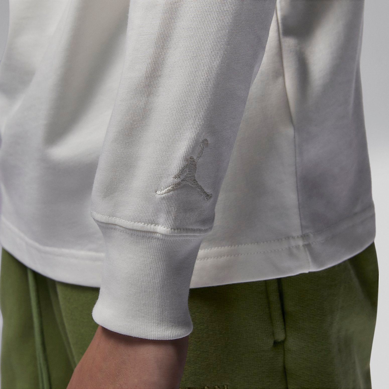 Air Jordan Wordmark Long Sleeve T-Shirt 'White' FJ0703-133 sold by KicksCrew product image thumbnail 2