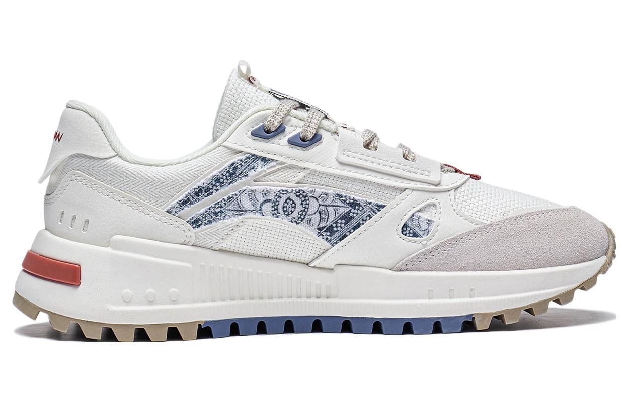 (WMNS) Li-Ning ChengFeng 2.0 'White Red 'Blue' AGCT156-4 sold by KicksCrew product image thumbnail 2