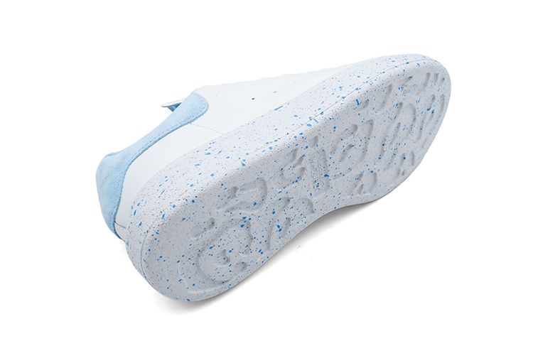 (WMNS) Alexander McQueen Larry Oversized Low-Top Sneakers 'White Sky Blue' 708068WICG78973 sold by KicksCrew product image thumbnail 5