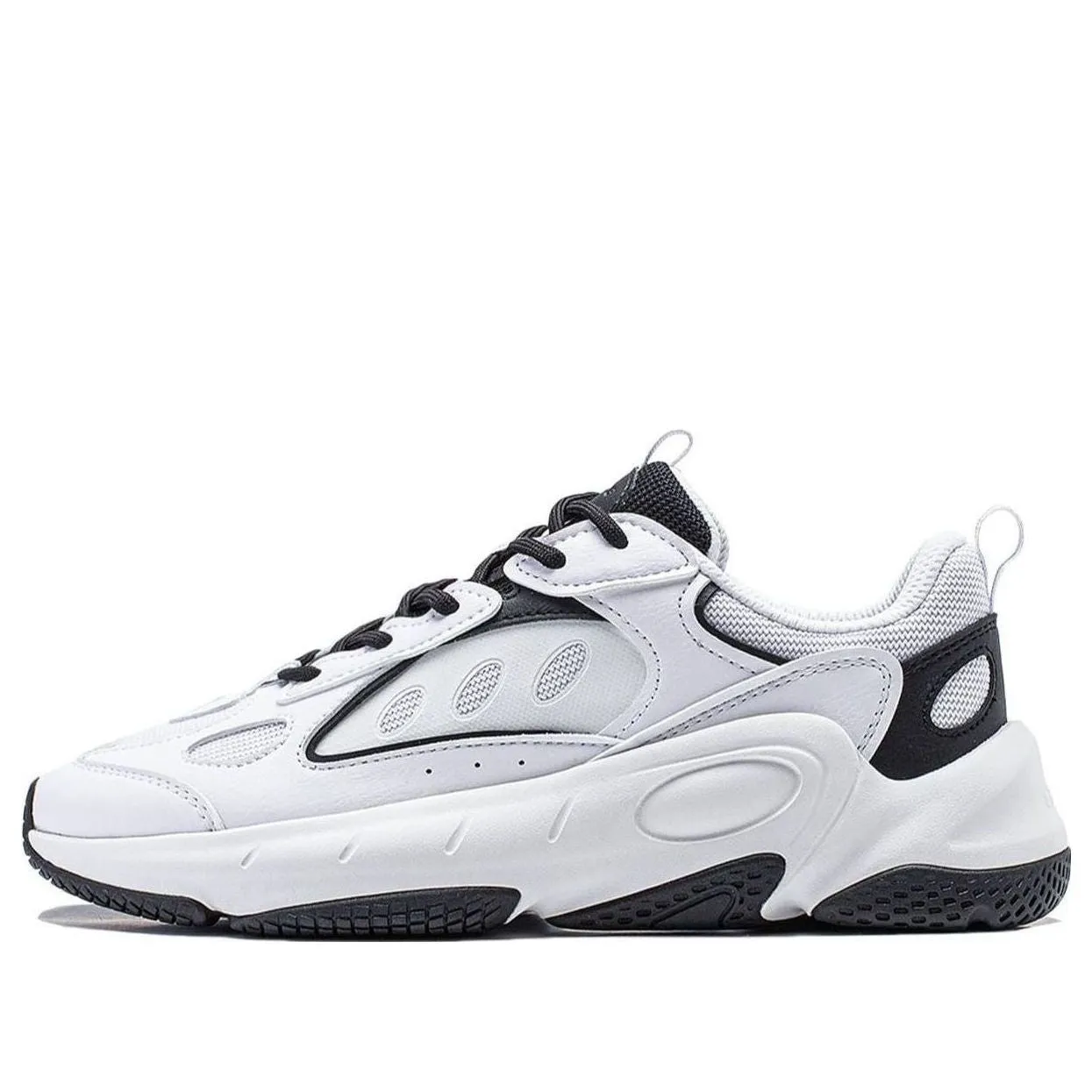 (WMNS) Li-Ning Wing Style 'White Black' AGCT462-3 sold by KicksCrew