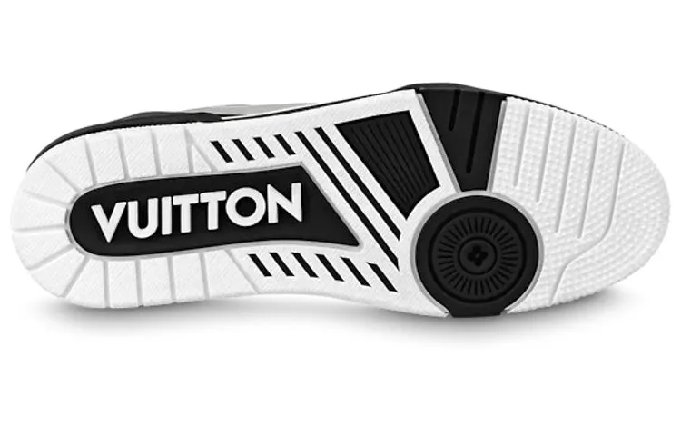 LOUIS VUITTON LV Trainers 'Black' 1AAHS2 sold by KicksCrew product image thumbnail 4