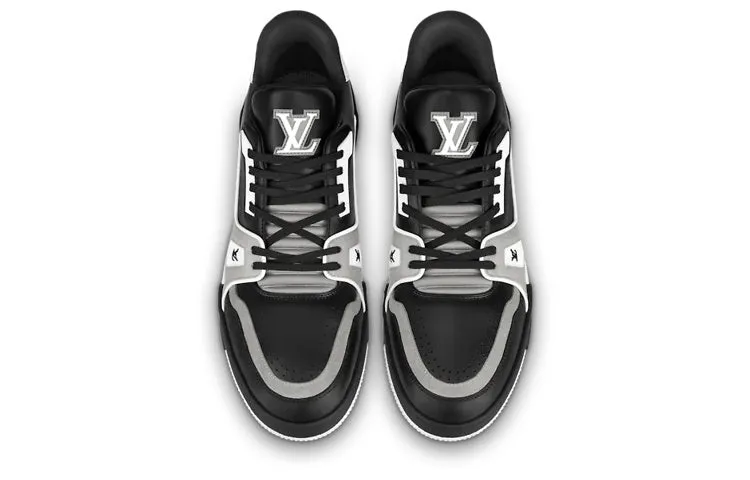 LOUIS VUITTON LV Trainers 'Black' 1AAHS2 sold by KicksCrew product image thumbnail 3