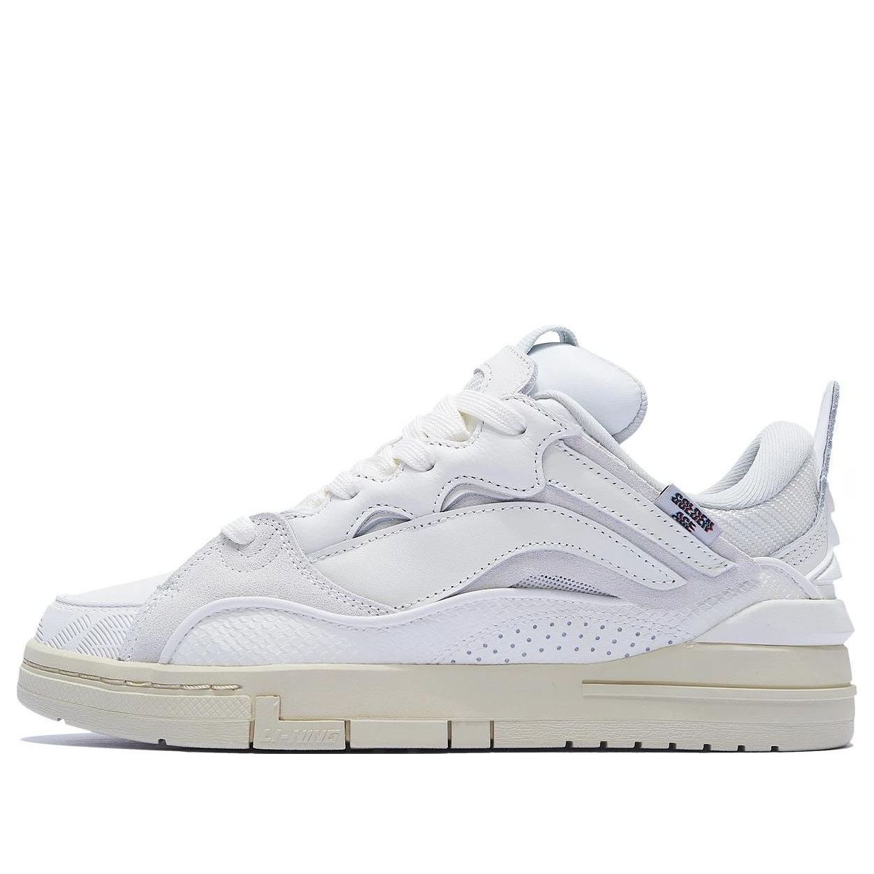 Li-Ning Superwave Golden 'White' AECS073-7 sold by KicksCrew