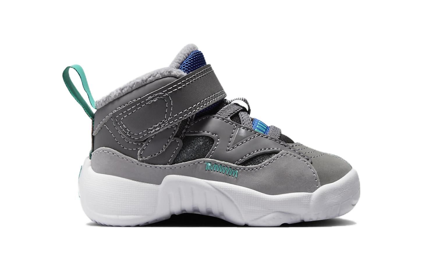 (TD) Air Jordan Jumpman Two Trey 'Light Graphite Sport Royal' DQ8433-005 sold by KicksCrew product image thumbnail 2