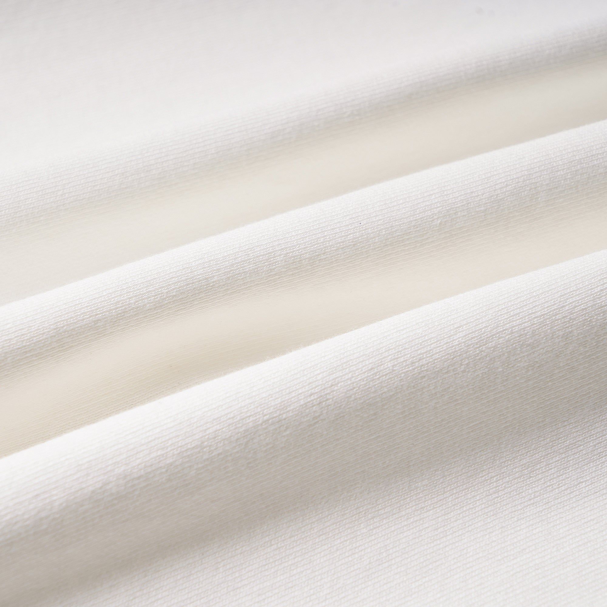 Gucci Cherry Gucci Cotton Sweatshirt 'Ivory' 681220-XJD1C-9275 sold by KicksCrew product image thumbnail 5