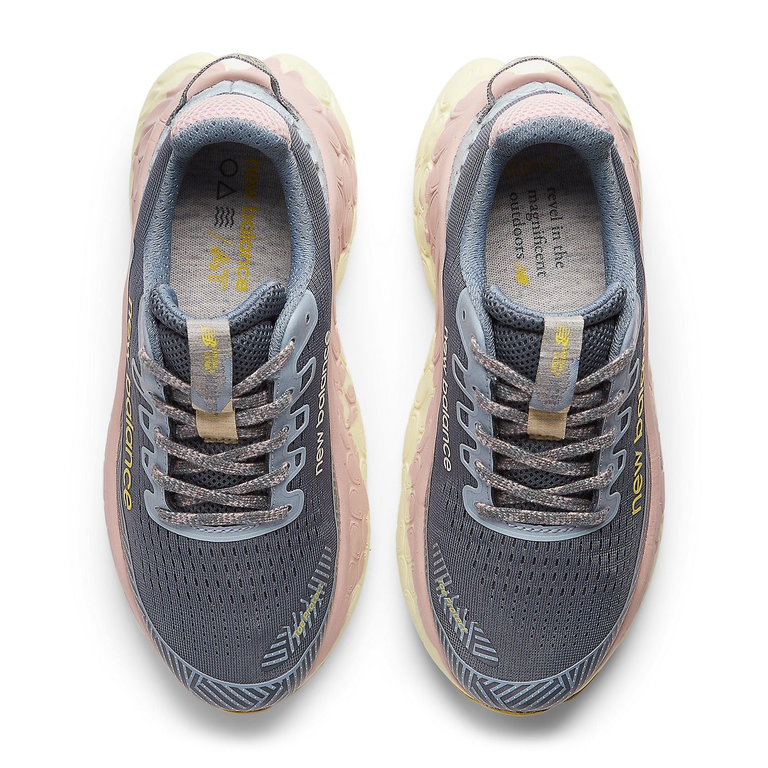 (WMNS) New Balance Fresh Foam X More Trail v3 'Grey' WTMORCC3 sold by KicksCrew product image thumbnail 4