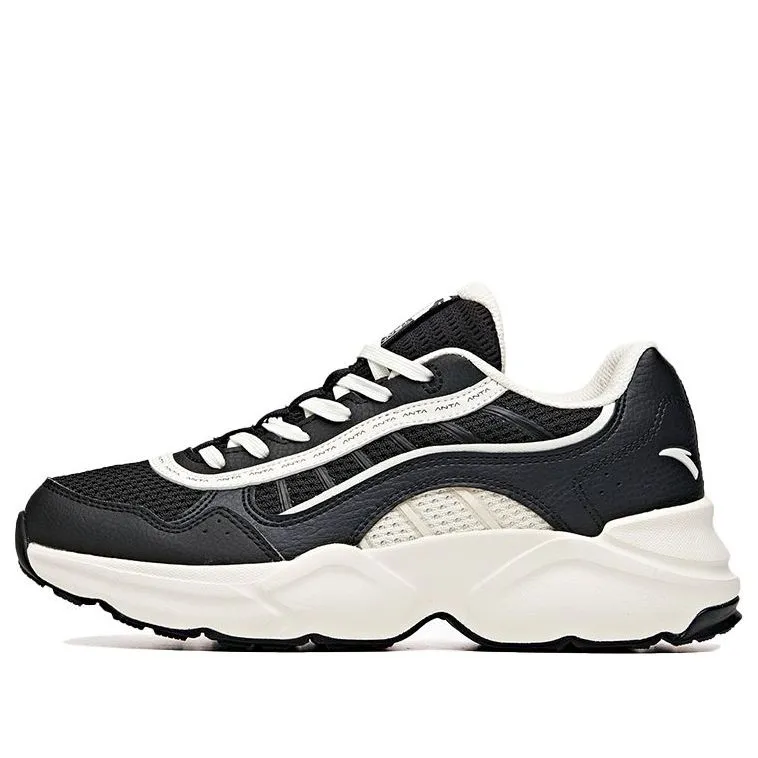 (WMNS) ANTA Training Series Sneakers 'White Black' 122027762-3 sold by KicksCrew