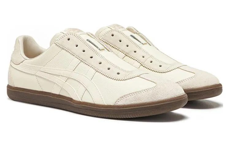 Onitsuka Tiger Tokuten Slip-On 'Beige Brown' 1183C290-100 sold by KicksCrew product image thumbnail 2