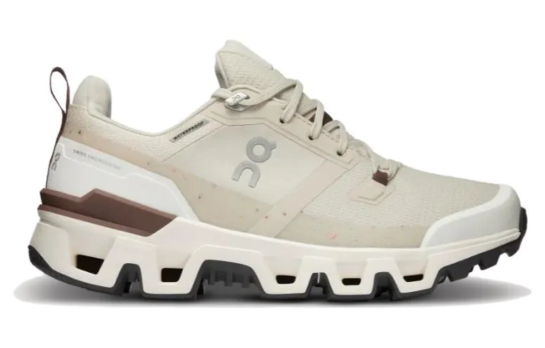 (WMNS) On Running Cloundwander Waterproof 'Sand Ivory' 73.98055 sold by KicksCrew product image thumbnail 2