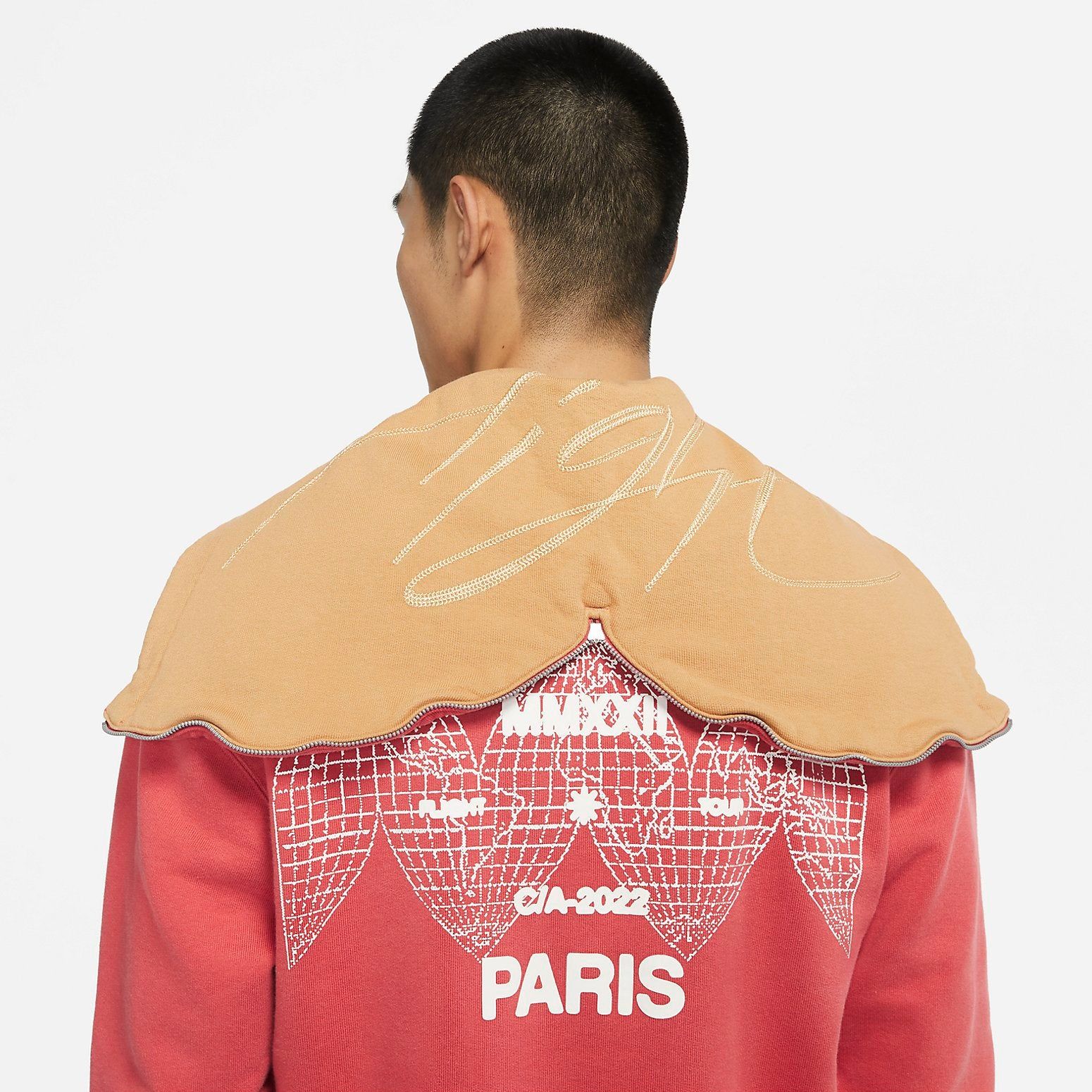 Air Jordan Flight Heritage Fleece Pullover Hoodie 'Red' DQ7545-662 sold by KicksCrew product image thumbnail 2