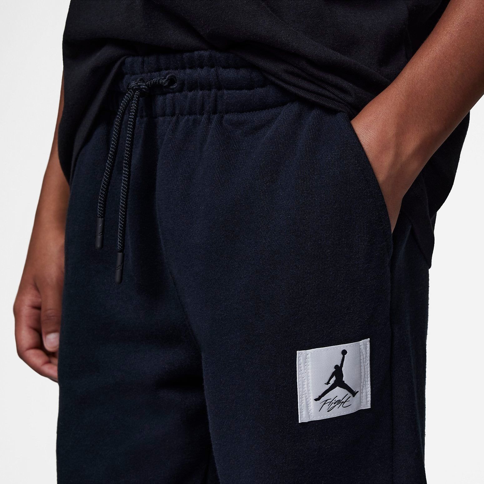 (PS) Air Jordan MJ Essentials Fleece Pants 'Black' HF6639-010 sold by KicksCrew product image thumbnail 2