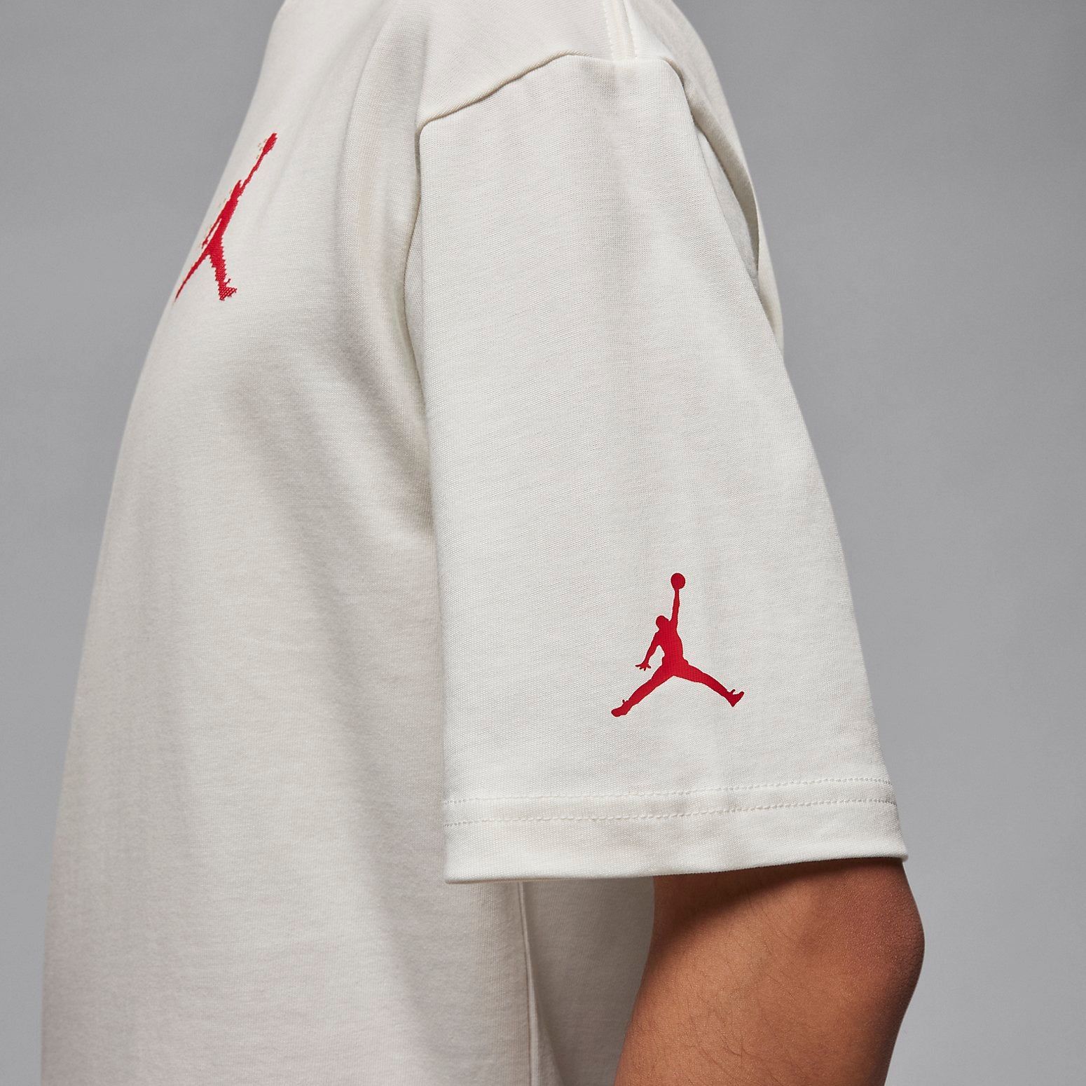 Air Jordan Essentials Holiday T-shirt 'Sail' FD7011-133 sold by KicksCrew product image thumbnail 4