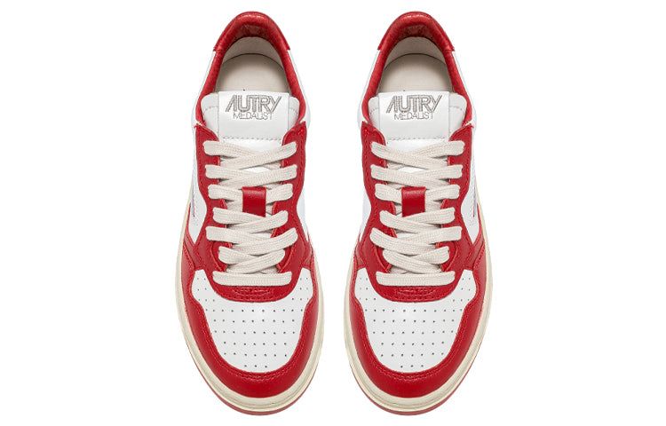 (WMNS) Autry Medalist Low Leather 'Red White' AULW-WB02 sold by KicksCrew product image thumbnail 3