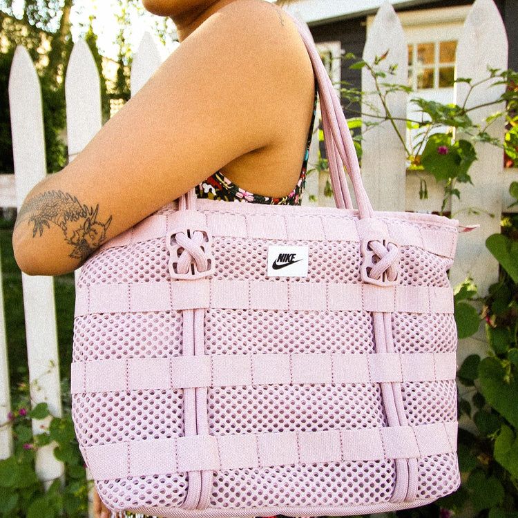 (WMNS) Nike Air Tote Bag 'Pink' CU2607-516 sold by KicksCrew product image thumbnail 4