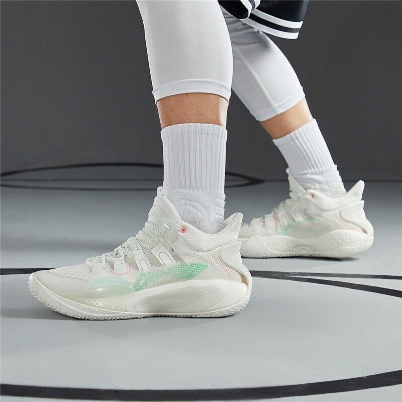 Li-Ning Sonic 9 Low 'Milk White' ABAR039-5 sold by KicksCrew product image thumbnail 6