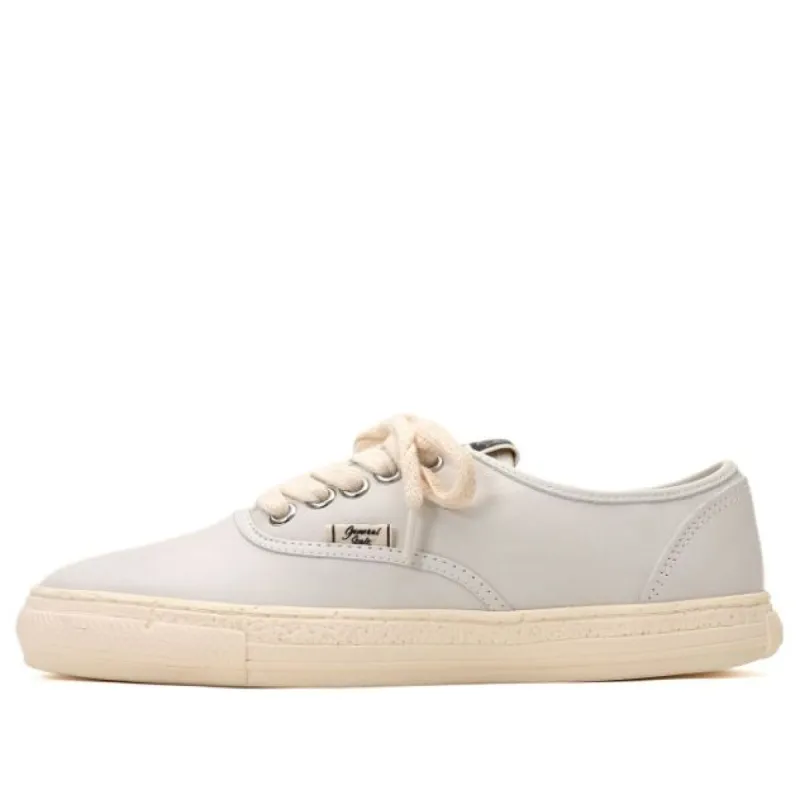 Maison MIHARA YASUHIRO PAST Sole 5 - Hole Leather Low-top Sneaker 'White' S09FW203-WHT sold by KicksCrew