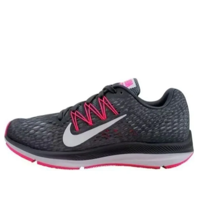 Nike Zoom Winflo 5      AA7414-011 sold by KicksCrew