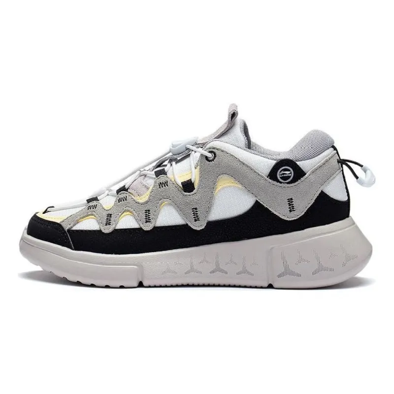 (GS) Li-Ning Wade Essence 2.3 Lite 'Grey Black' YKCS228-51 sold by KicksCrew