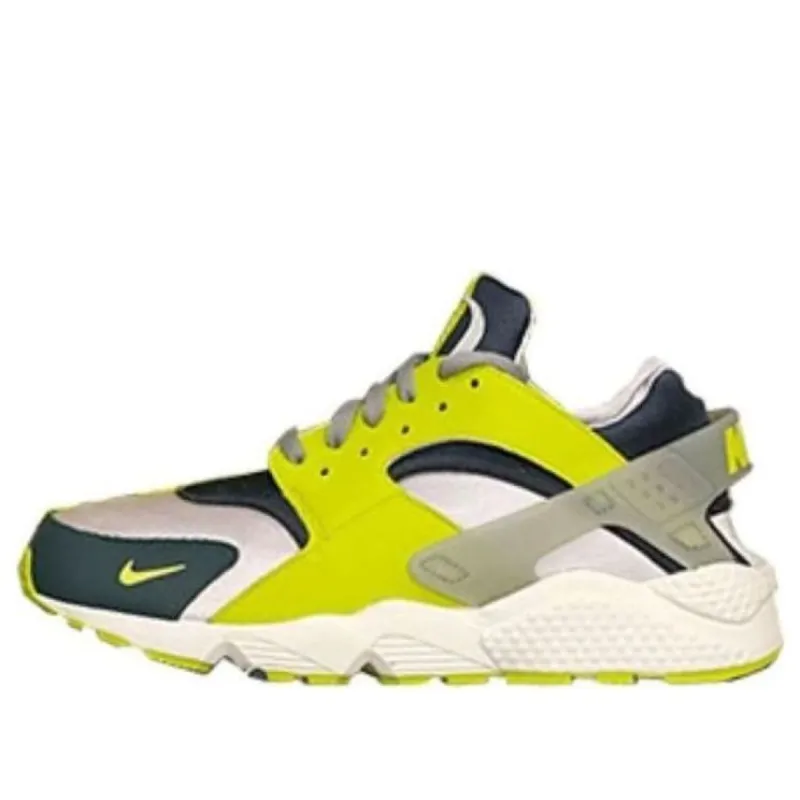 Nike Air Huarache 'University of Oregon' PE FN1465-001 sold by KicksCrew