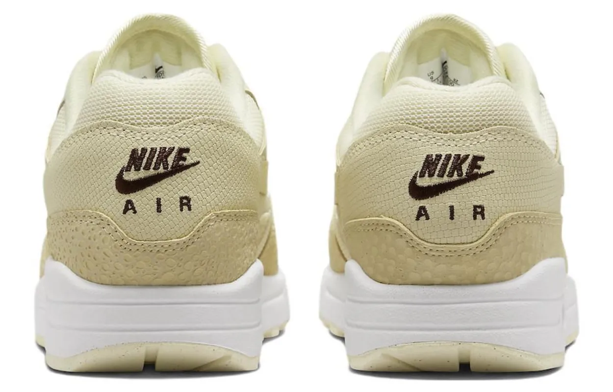 (WMNS) adidas neo 8K 'Carbon Black' B43794 sold by KicksCrew