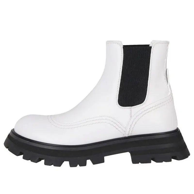(WMNS) Alexander McQueen Wander Chelsea Boots 'White Black' 666367WHZ849360 made by Alexander McQueen