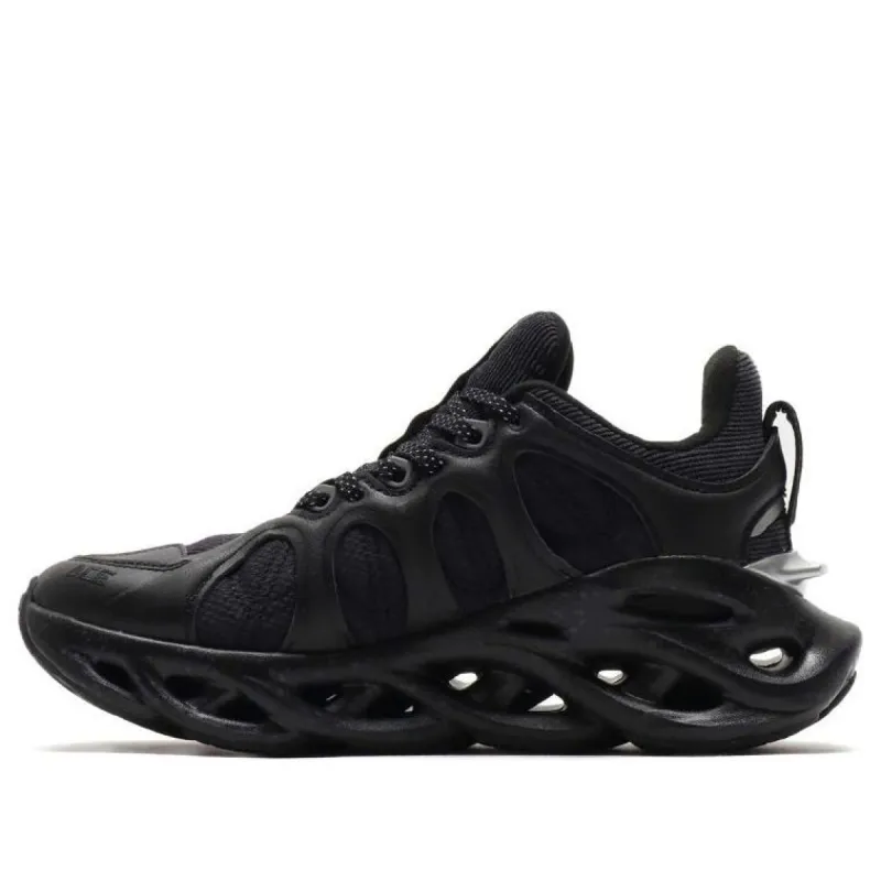 Li-Ning Arc Ace 'New York Fashion Week - Black' ARHP259-1 sold by KicksCrew