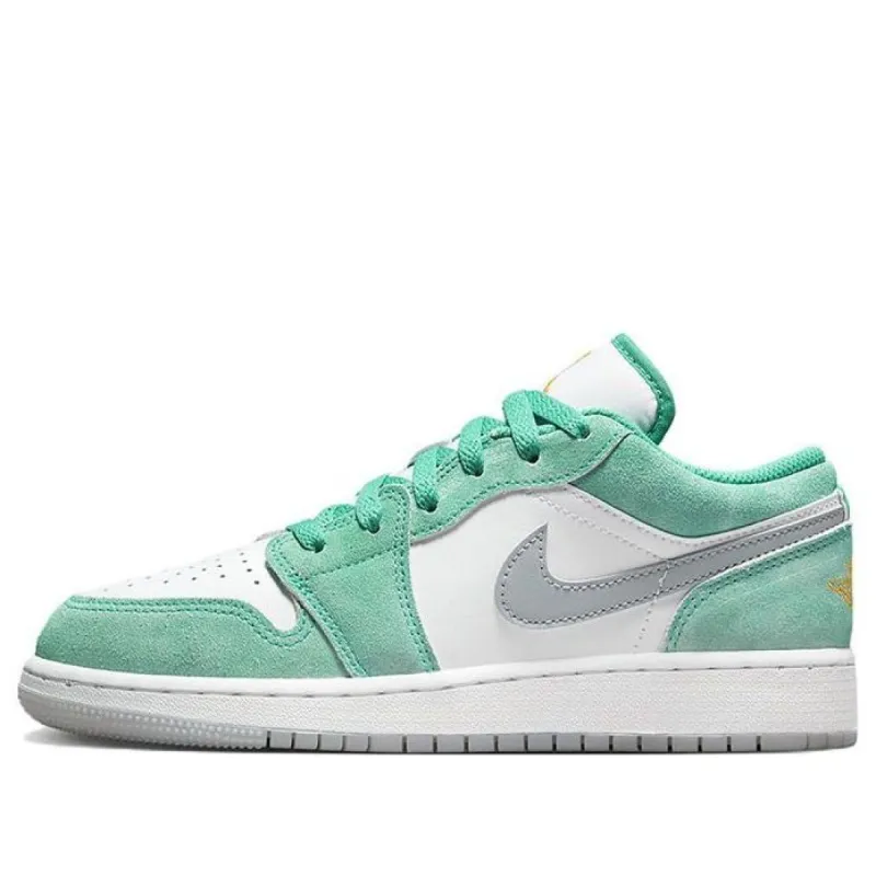 (GS) Air Jordan 1 Low SE 'New Emerald' DO8244-301 sold by KicksCrew