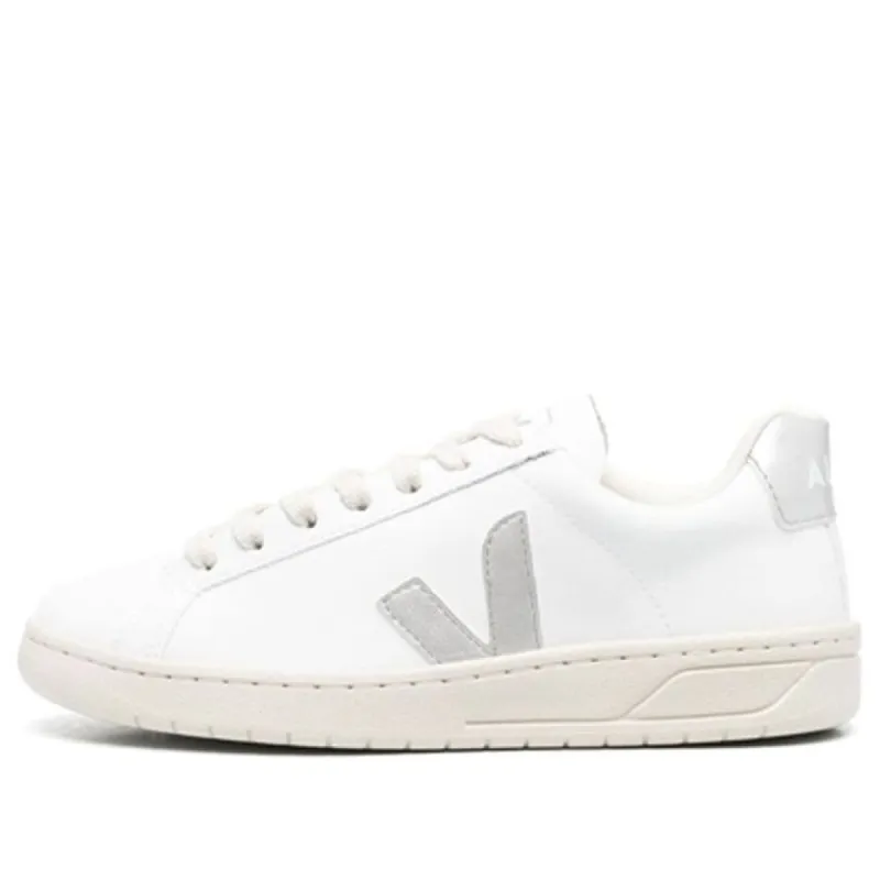 (WMNS) VEJA Urca CWL 'White Silver' UC0703208 sold by KicksCrew